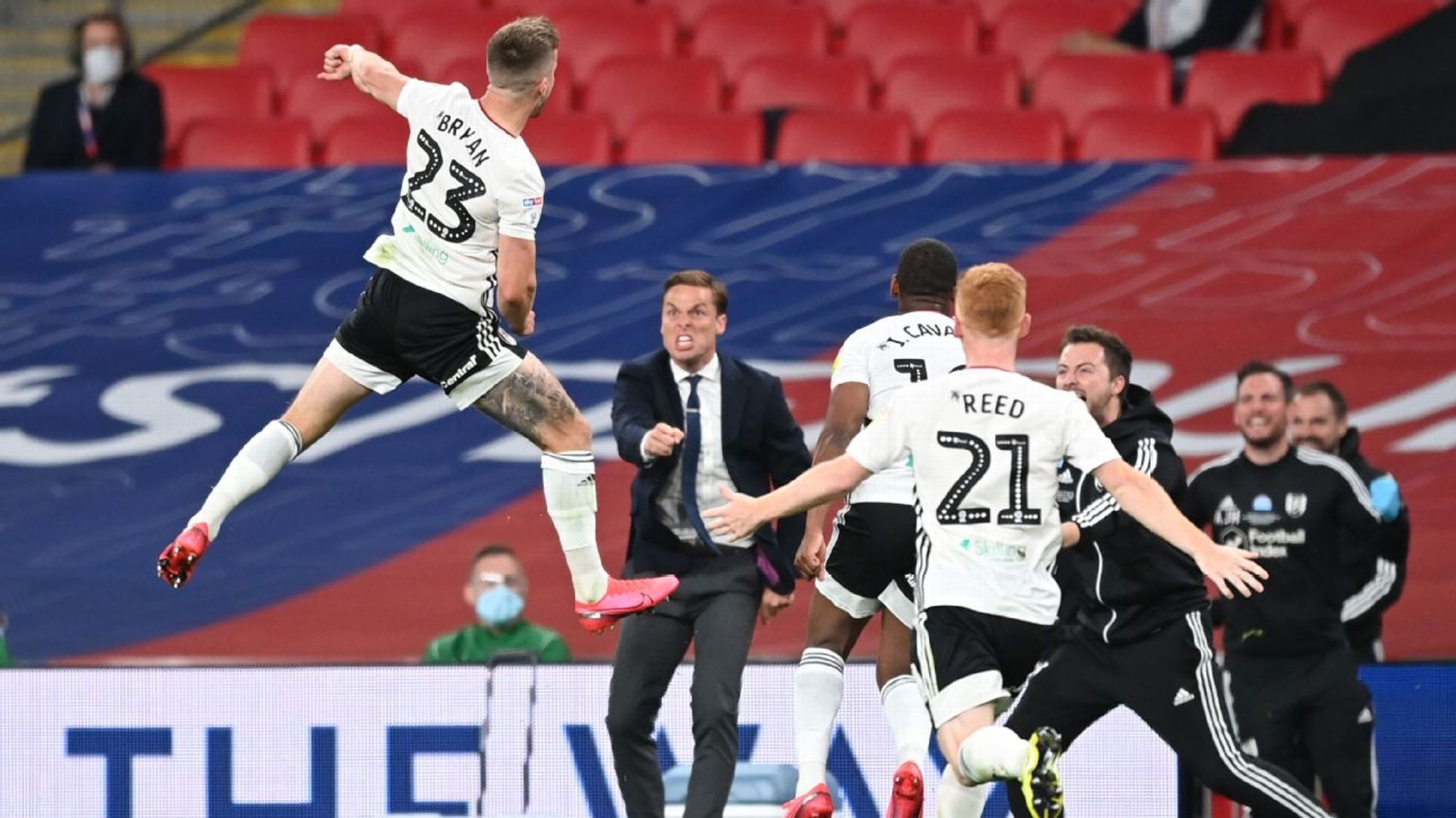 鲁尔新闻：小贝林是中场的头号目标，多特愿意为此支付3000万欧.