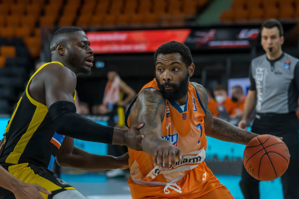 阳队与名帅 阳队与名帅